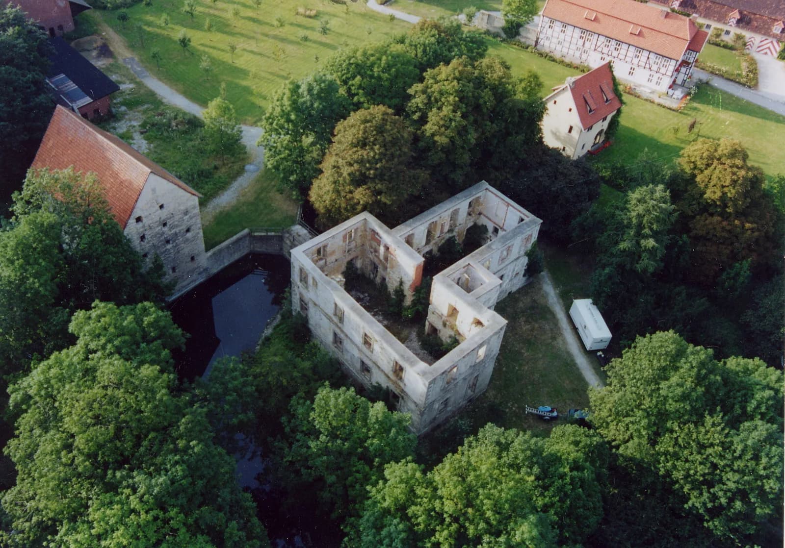 Schlossruine bei Geseke, Entrümpelung Geseke durch PlatzMacher